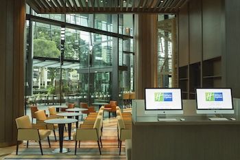 Check-in/Check-out Kiosk