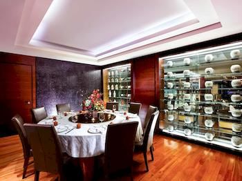 Family Dining