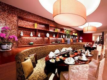 Family Dining