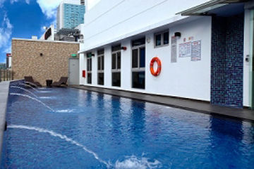 游泳池