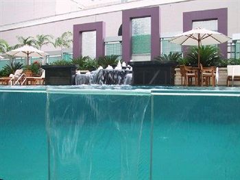 Infinity Pool