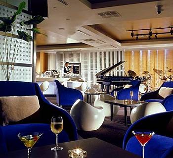 Hotel Lounge