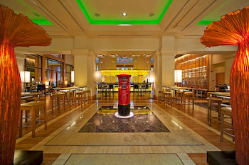 Hotel Bar