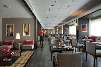 Hotel Lounge