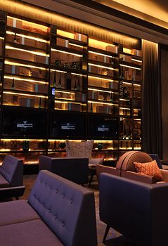 Hotel Lounge