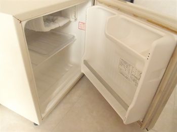 Mini-Refrigerator