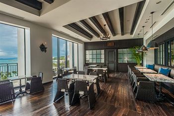 Hotel Lounge