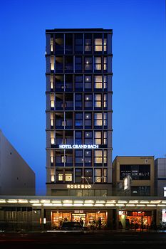 Hotel Front - Evening/Night