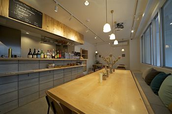 Hotel Bar