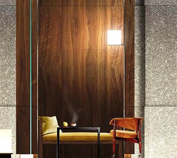 Hotel Lounge