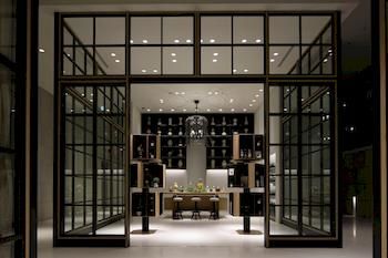 Hotel Bar