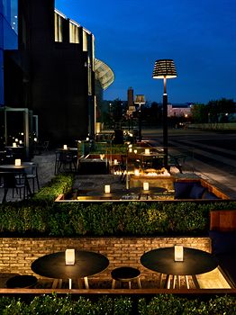 Hotel Bar