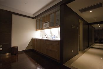 In-Room Kitchenette