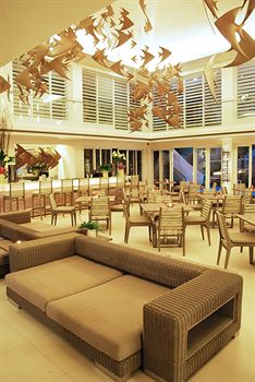 Hotel Lounge