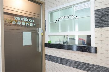 Concierge Desk