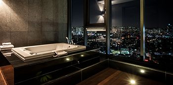 Jetted Tub