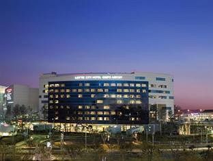 Hotel Front - Evening/Night