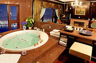 Jetted Tub