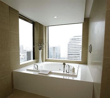 Jetted Tub