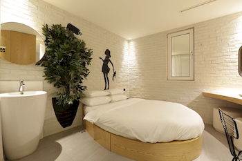 Guestroom