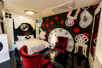 Guestroom
