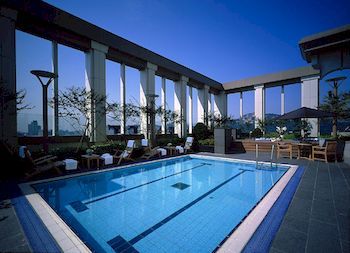 Rooftop Pool