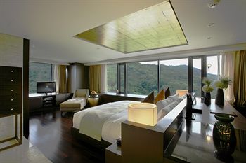 Guestroom View