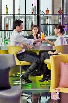 Hotel Bar