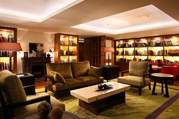 Hotel Lounge