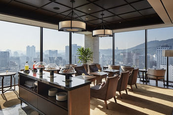 Executive Lounge