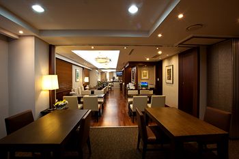 Executive Lounge