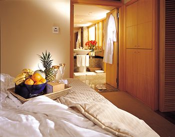 Room Service - Dining