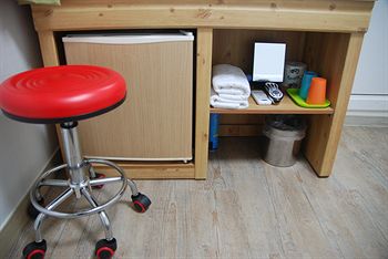 Mini-Refrigerator