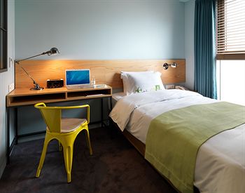 Guestroom