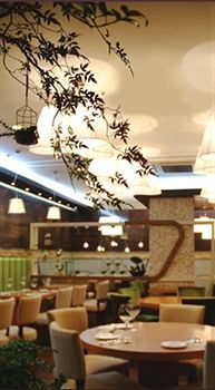 Hotel Lounge