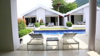 Sundeck