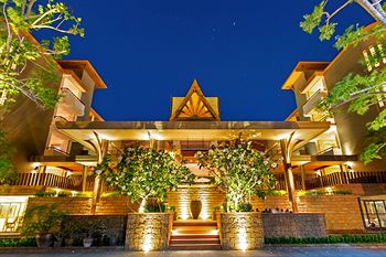 Hotel Front - Evening/Night