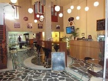 Hotel Bar