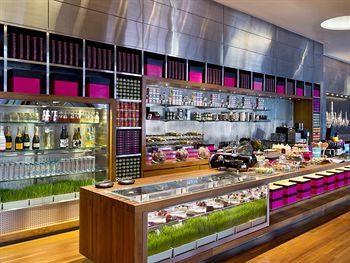 Snack Bar