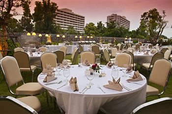 Outdoor Banquet Area