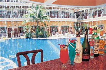 Poolside Bar