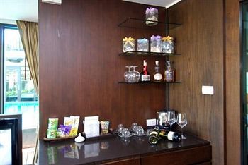 Hotel Bar