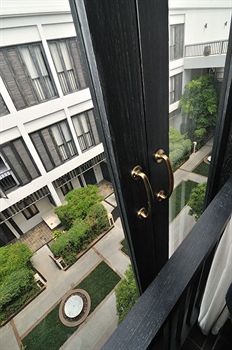 Courtyard View