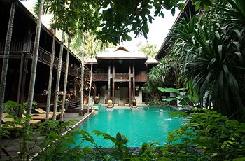 揚塔拉斯瑞渡假村 Yantarasri Resort