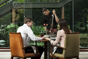 Couples Dining
