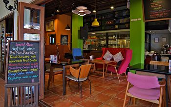 Hotel Bar