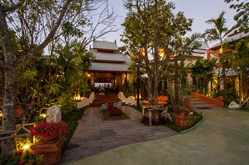 Hotel Front - Evening/Night