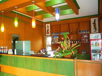 Hotel Bar