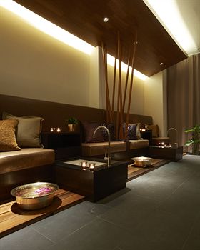 Hotel Lounge