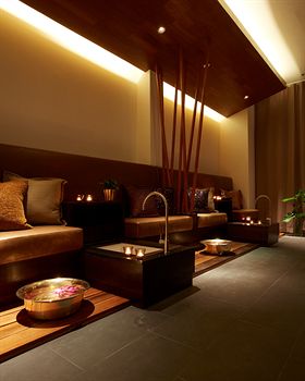 Nail Salon
